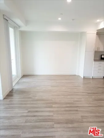 $1,990 | 744 Hartford Avenue, Unit 203, Los Angeles, CA 90017