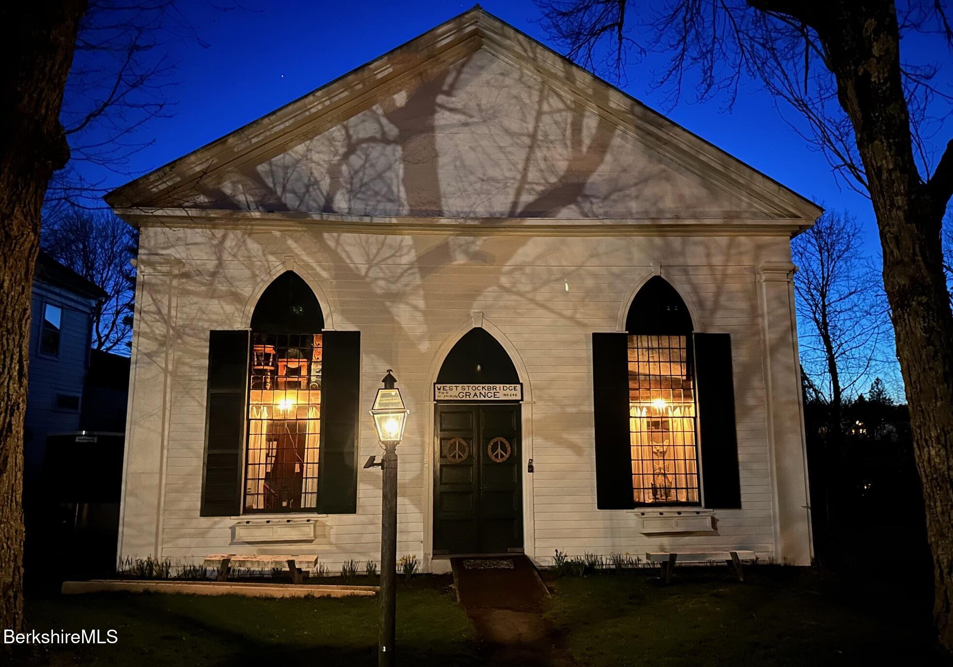 3-5 Swamp Road West Stockbridge, MA 01266 - Photo 19 of 37 a front view of a house