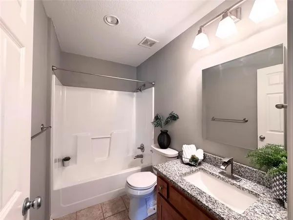 $399,000 | 9123 North Oregon Avenue, Kansas City, MO 64154