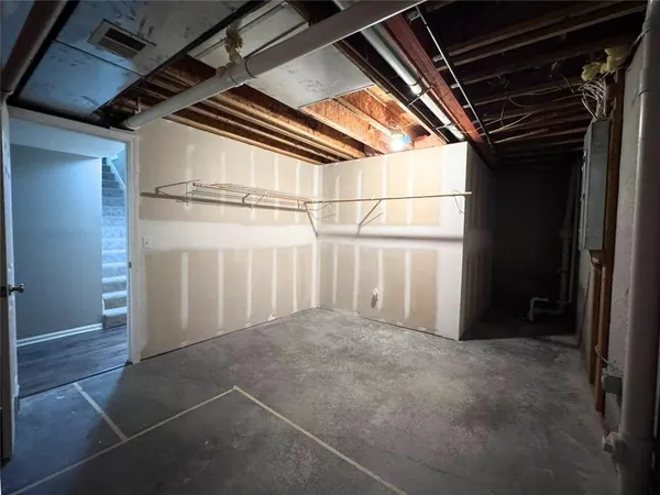 $399,000 | 9123 North Oregon Avenue, Kansas City, MO 64154