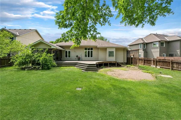 $399,000 | 9123 North Oregon Avenue, Kansas City, MO 64154