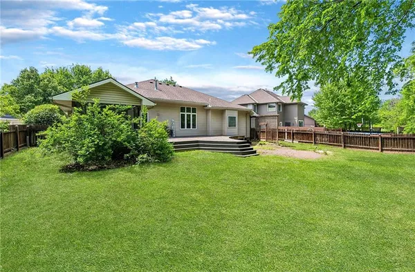 $399,000 | 9123 North Oregon Avenue, Kansas City, MO 64154