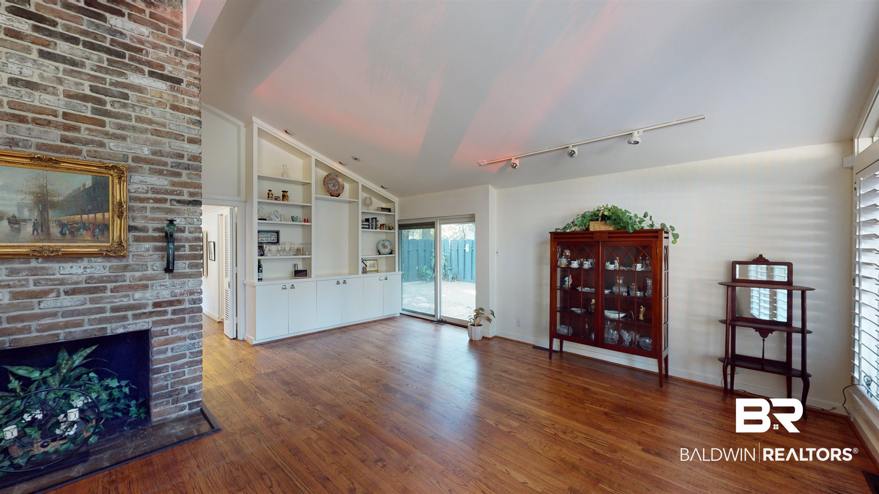 67 Byrnes Boulevard Mobile, AL 36608 - Photo 3 of 30 Living Room