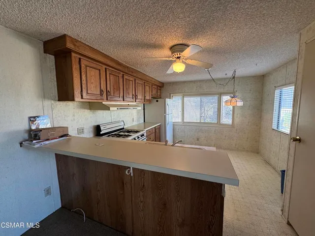 $59,900 | 5932 East Los Angeles Avenue, Unit 8, Simi Valley, CA 93063