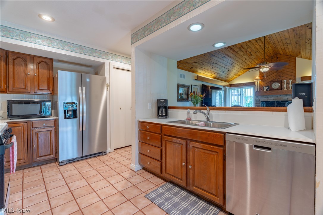 3445 Cornwall Drive Northwest Canton, OH 44708 - Photo 11 of 39