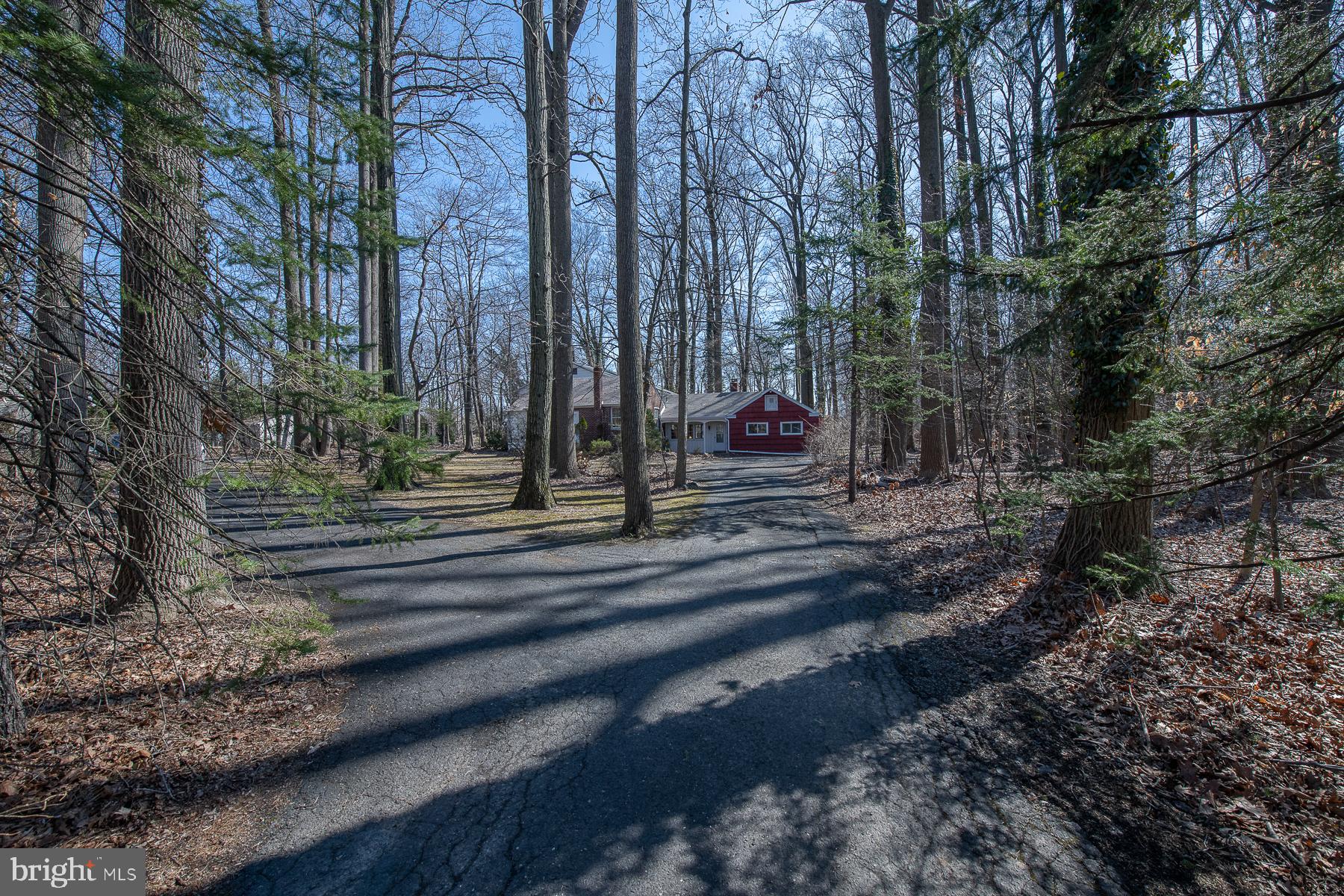 19 Meetinghouse Road Hatboro, PA 19040 - Photo 2 of 62 Driveway Main Entrance