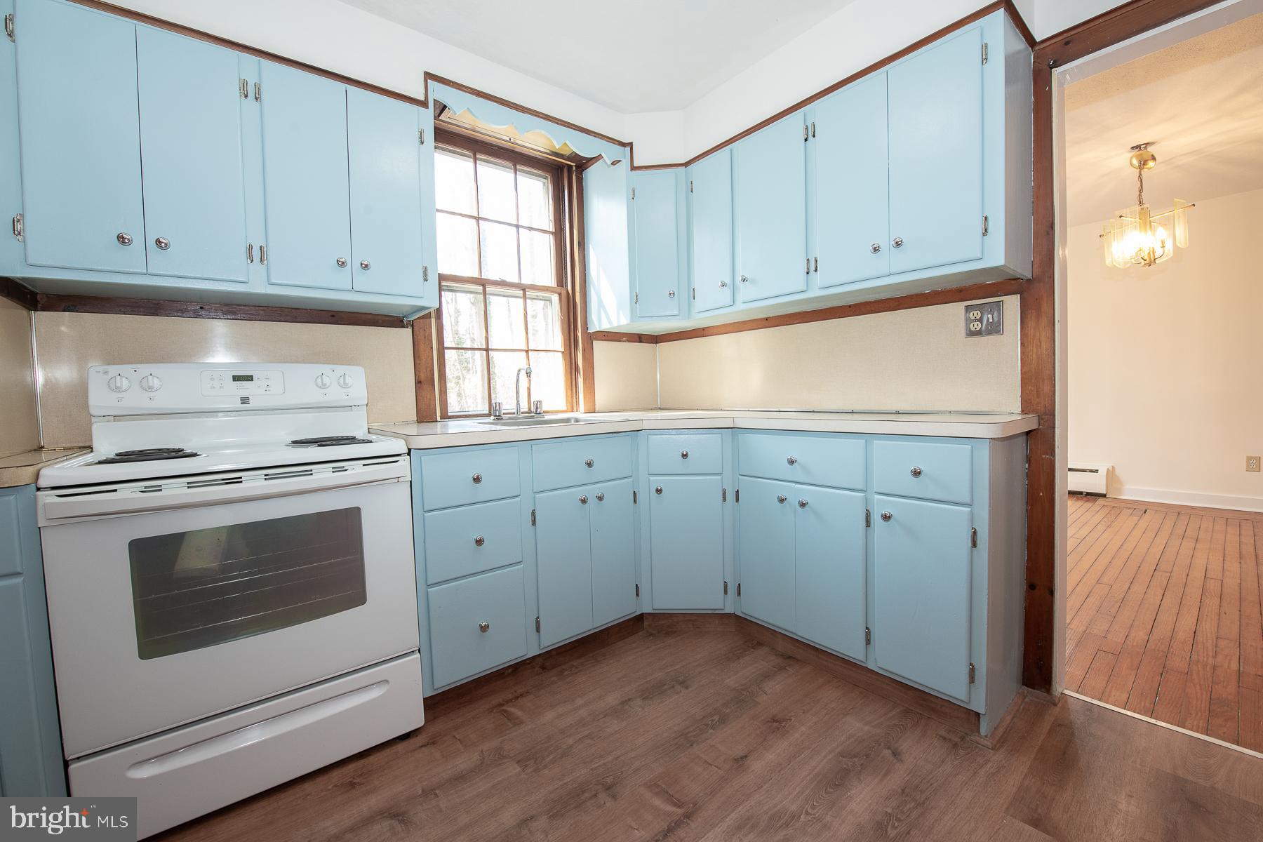 19 Meetinghouse Road Hatboro, PA 19040 - Photo 14 of 62 Cottage Kitchen
