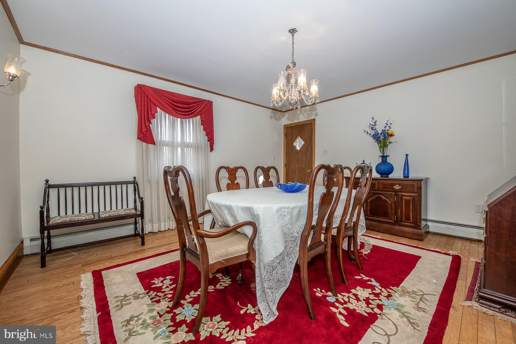 19 Meetinghouse Road Hatboro, PA 19040 - Photo 37 of 62 White House Dining Room