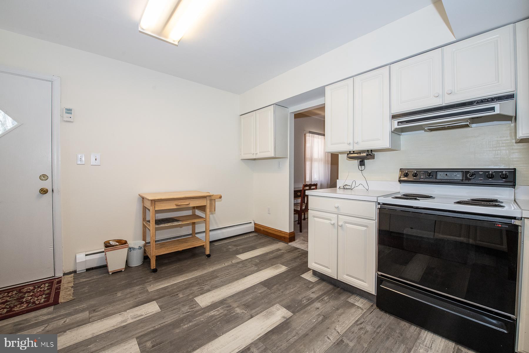 19 Meetinghouse Road Hatboro, PA 19040 - Photo 41 of 62 White House Kitchen