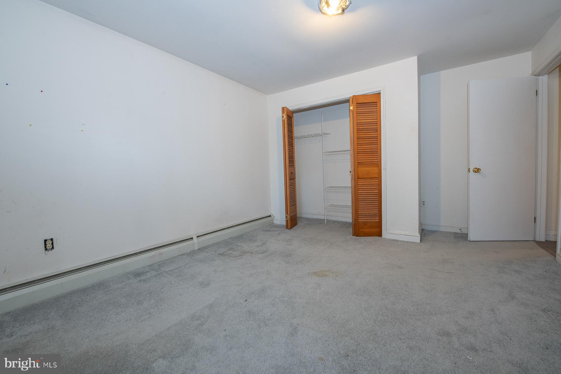 19 Meetinghouse Road Hatboro, PA 19040 - Photo 53 of 62 White House Bedroom