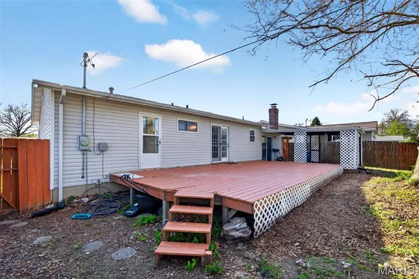 $305,000 | 12030 Bennington Place, Maryland Heights, MO 63043