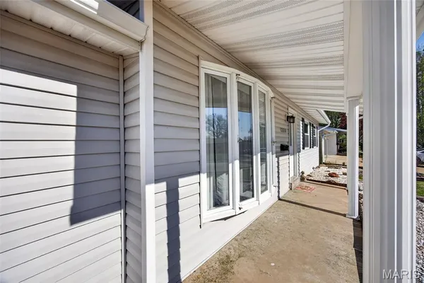 $305,000 | 12030 Bennington Place, Maryland Heights, MO 63043