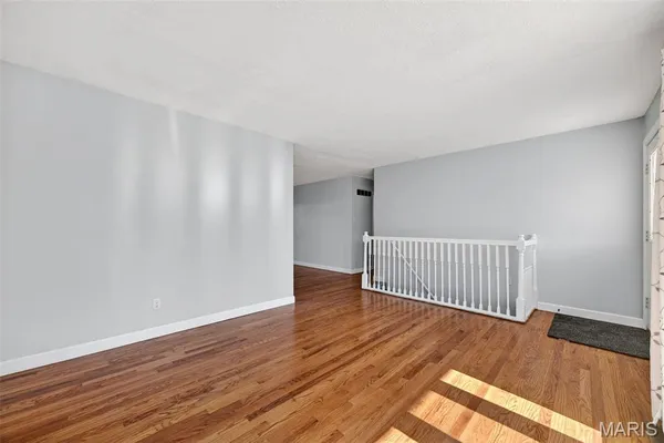 $305,000 | 12030 Bennington Place, Maryland Heights, MO 63043