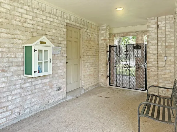 $407,000 | 17418 Spicewood Springs Lane, Spring, TX 77379