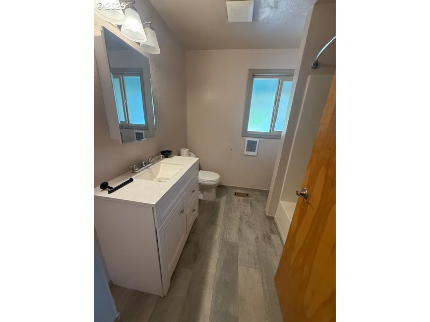 1604 Spring Brook Road Myrtle Creek, OR 97457 - Photo 17 of 47 Bedroom, Primary