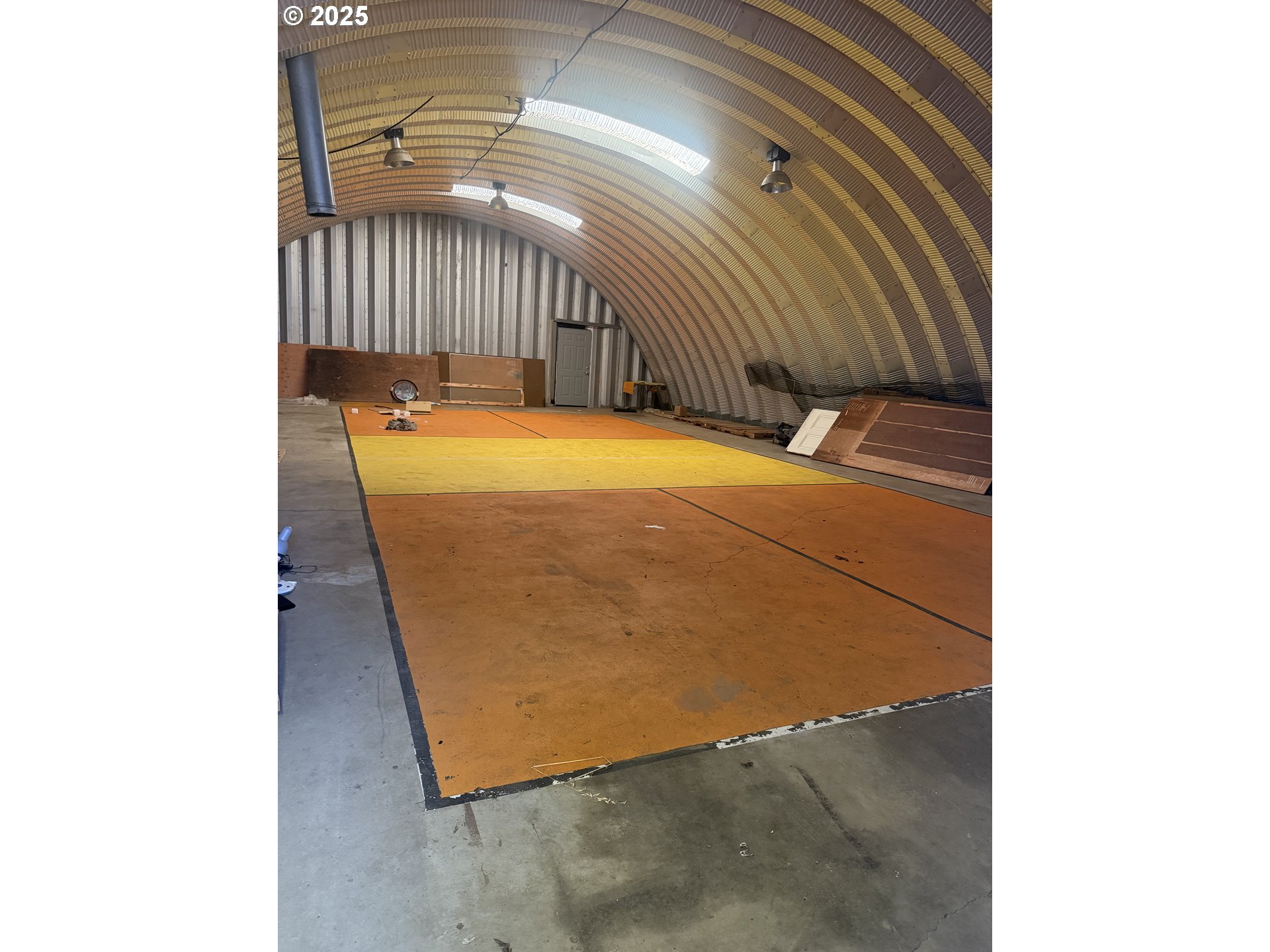 1604 Spring Brook Road Myrtle Creek, OR 97457 - Photo 35 of 47 Barn