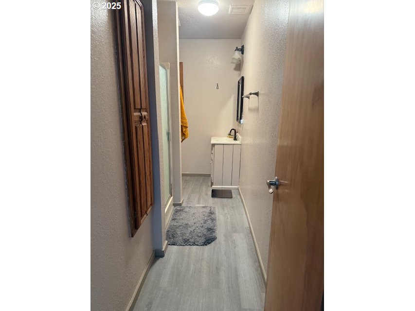 1604 Spring Brook Road Myrtle Creek, OR 97457 - Photo 5 of 47 Fireplace Wood