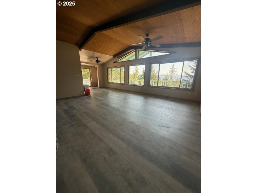 1604 Spring Brook Road Myrtle Creek, OR 97457 - Photo 7 of 47