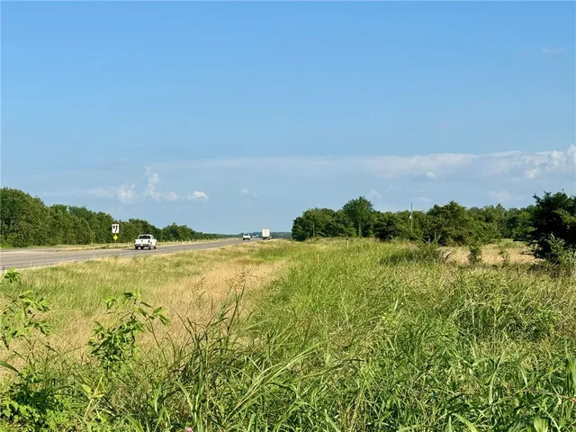 $120,000 | 6 And Cooper Lane, Calvert, TX 77837