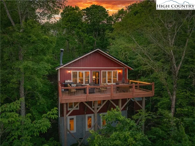 $599,000 | 103 Staghorn Hollow, Beech Mountain, NC 28604