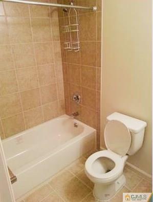 833 Edpas Road New Brunswick, NJ 08901 - Photo 8 of 17 Gallery Image 8