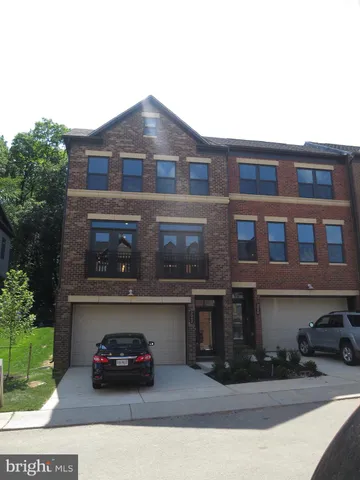 a car parked in front of a building