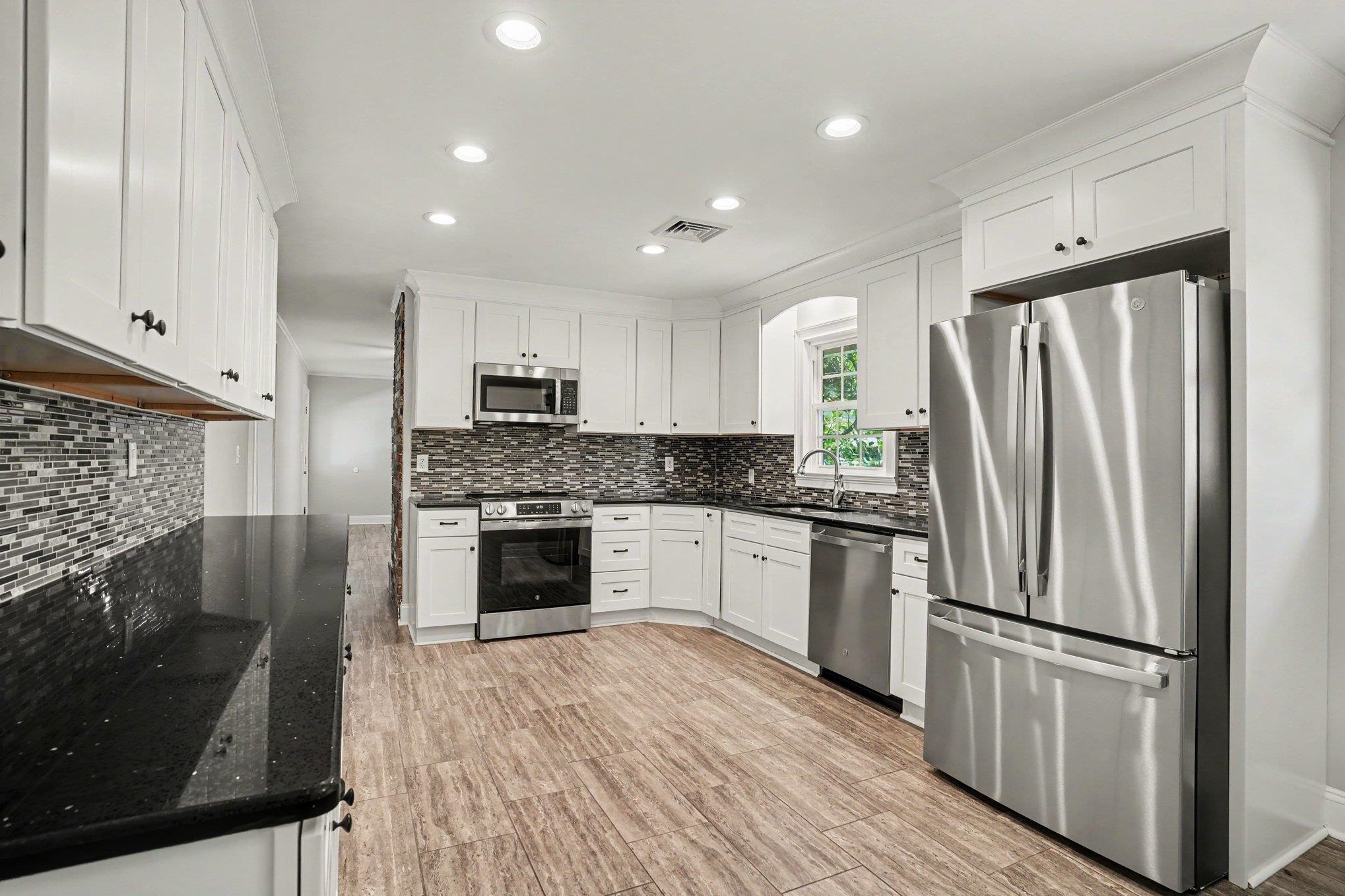 1020 Chicora Boulevard Conway, SC 29526 - Photo 14 of 44