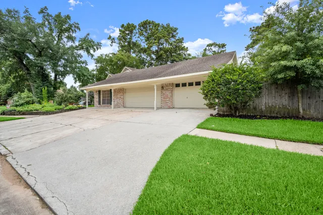 $425,000 | 3402 Candleridge Drive, Spring, TX 77388