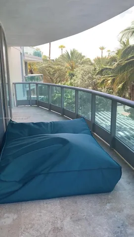 $2,150,000 | 9401 Collins Avenue, Unit 305, Surfside, FL 33154