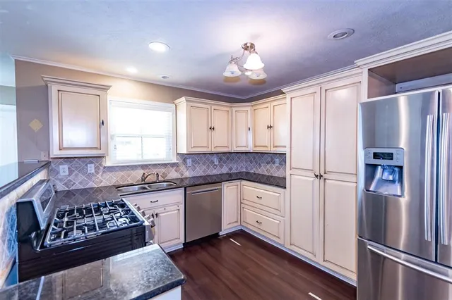 $225,000 | 809 Garden Lane, Lake Charles, LA 70605