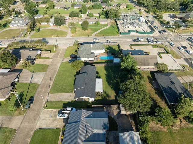 $225,000 | 809 Garden Lane, Lake Charles, LA 70605