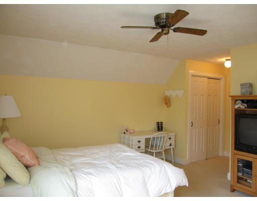 64 Rondeau Street Palmer, MA 01069 - Photo 26 of 29 Gallery Image 26