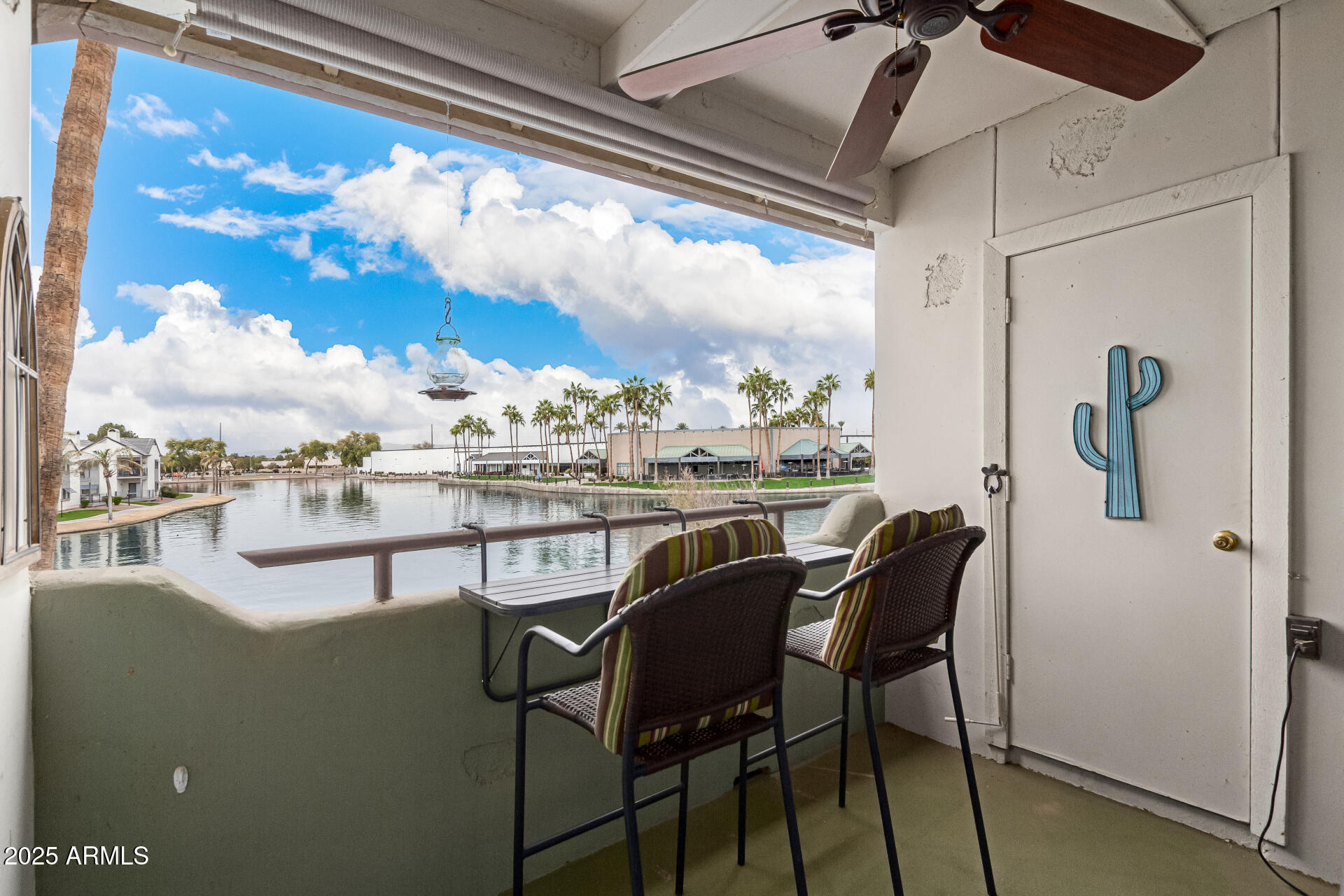 1825 West Ray Road, Unit 2116 Chandler, AZ 85224 - Photo 8 of 44 a view of a balcony dining area