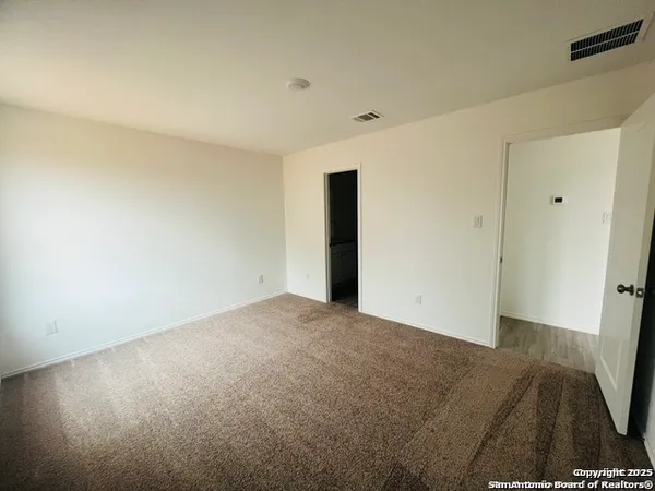 $1,650 | 9268 James Bowie, Seguin, TX 78155