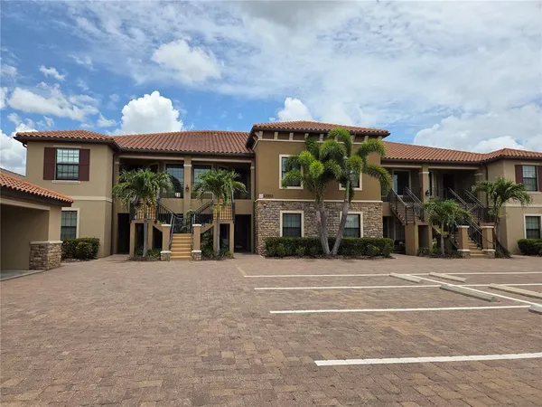 $2,800 | 13703 Messina Loop, Unit 202, Bradenton, FL 34211
