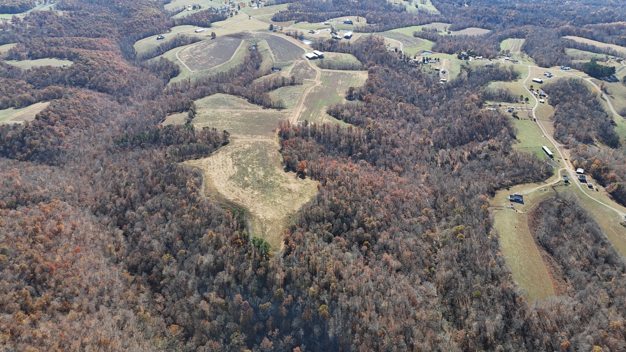 1911 Smalling Road Lafayette, TN 37083 - Photo 9 of 60 a close up of a fireplace