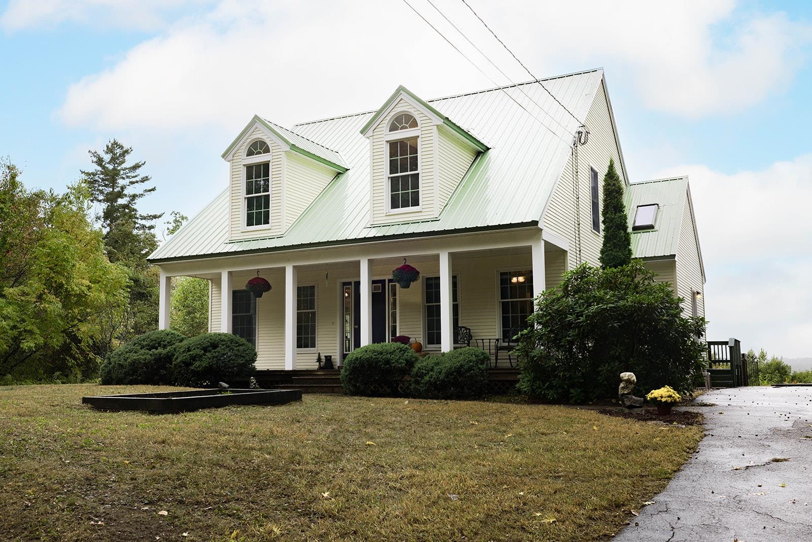 68 New Rye Road Epsom, NH 03234 - Photo 2 of 46