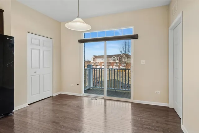 $2,775 | 2942 Madison Drive, Naperville, IL 60564