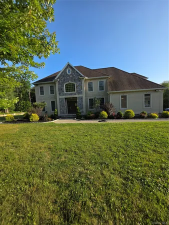 $1,395,000 | 17 Meadow Crest Drive, Mahopac, NY 10541