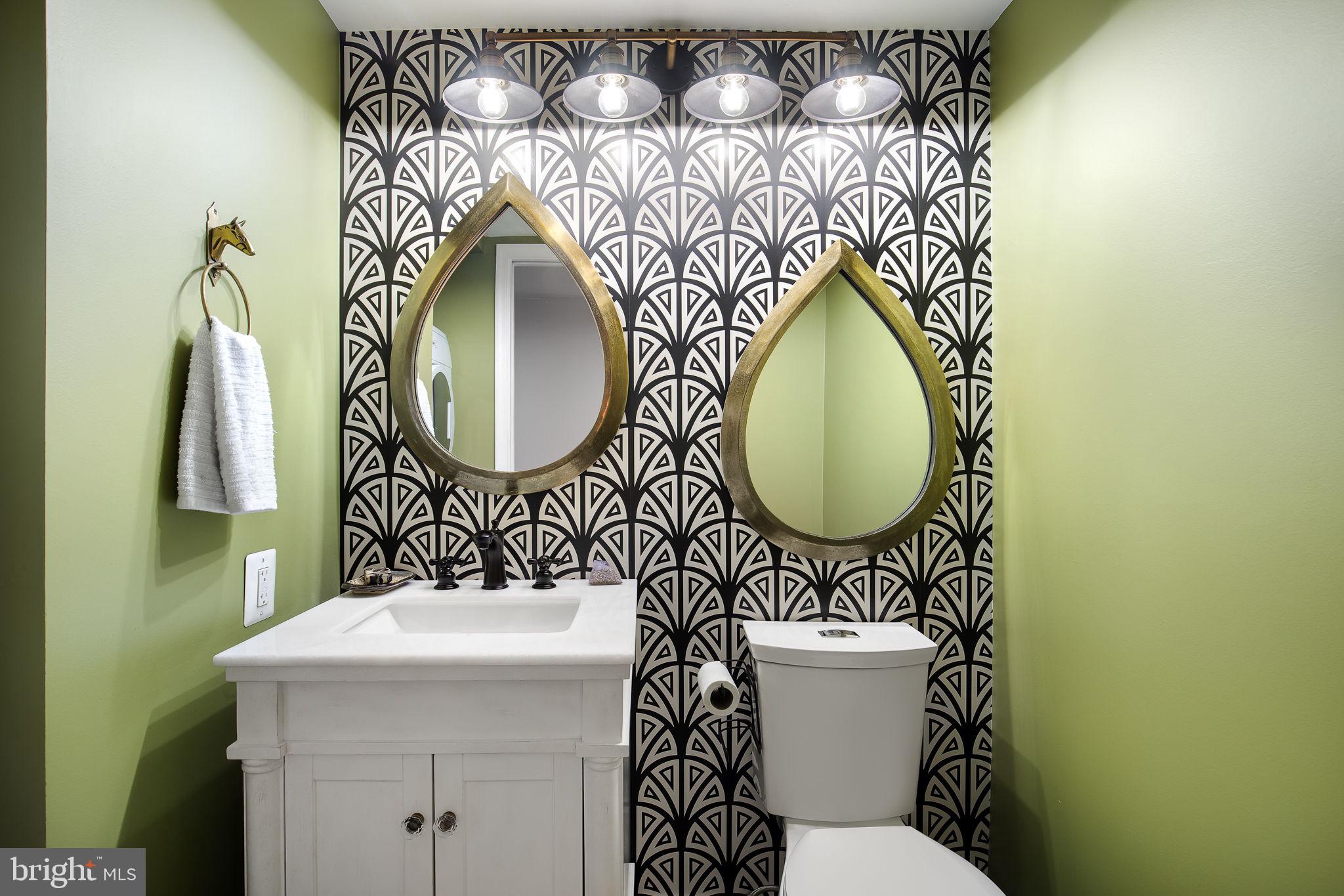 545 East Braddock Road, Unit 206 Alexandria, VA 22314 - Photo 12 of 29 Sophisticated Powder Room-newer vanity, fixtures
