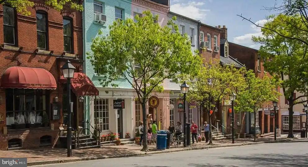 545 East Braddock Road, Unit 206 Alexandria, VA 22314 - Photo 26 of 29 Enjoy Old Town Alexandria Only 1 Mile Away!