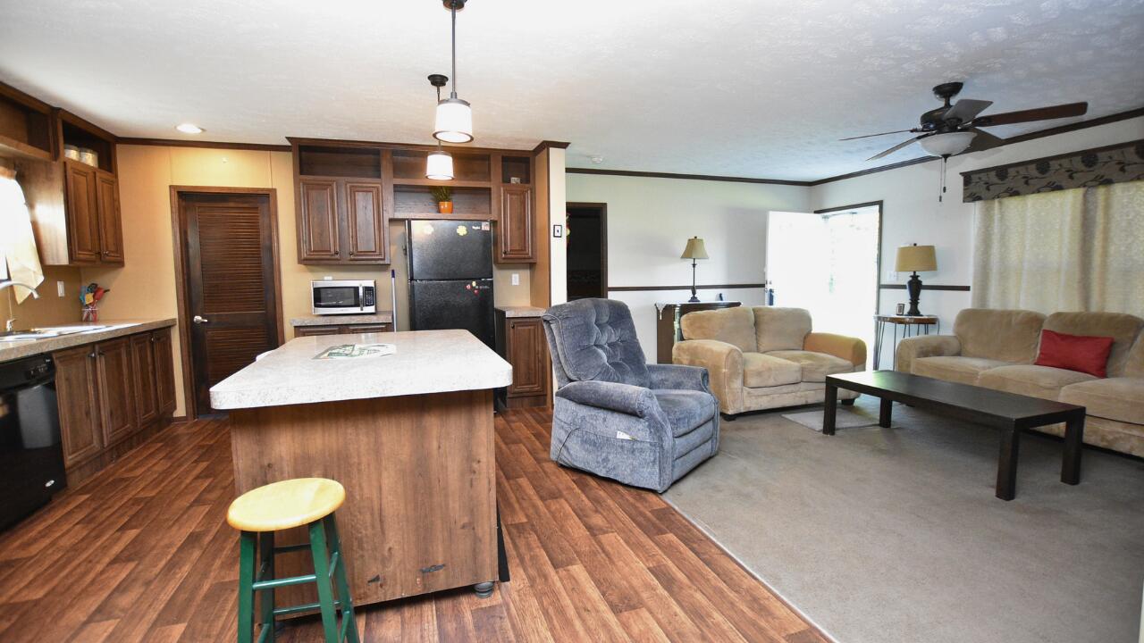 157 Roblyer Road Benton, TN 37307 - Photo 4 of 21 14