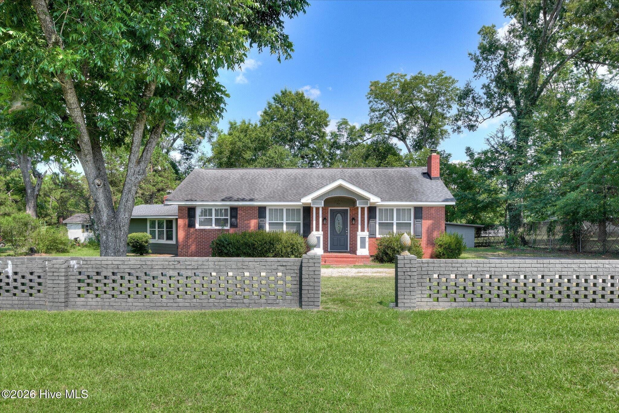 436 North Main Street Saluda, SC 29138 - Photo 5 of 38