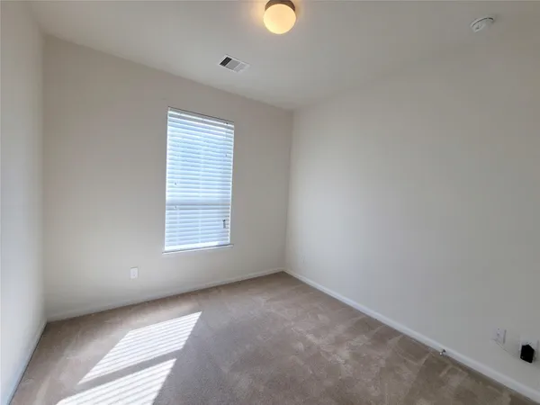 $2,150 | 1128 Swinford Court, Conroe, TX 77304
