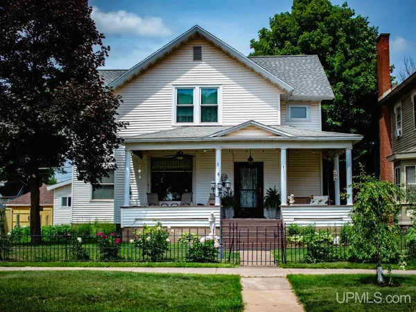 $425,000 | 111 East Main Street, Negaunee, MI 49866