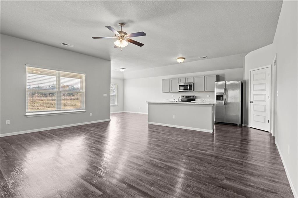 21837 South Franklin Street Spring Hill, KS 66083 - Photo 6 of 26