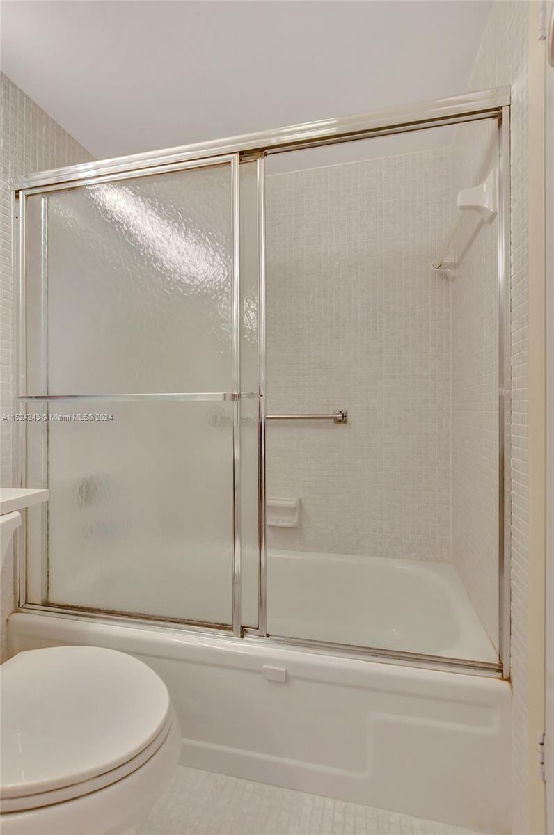 4048 Cornwall C, Unit 4048 Boca Raton, FL 33434 - Photo 16 of 57