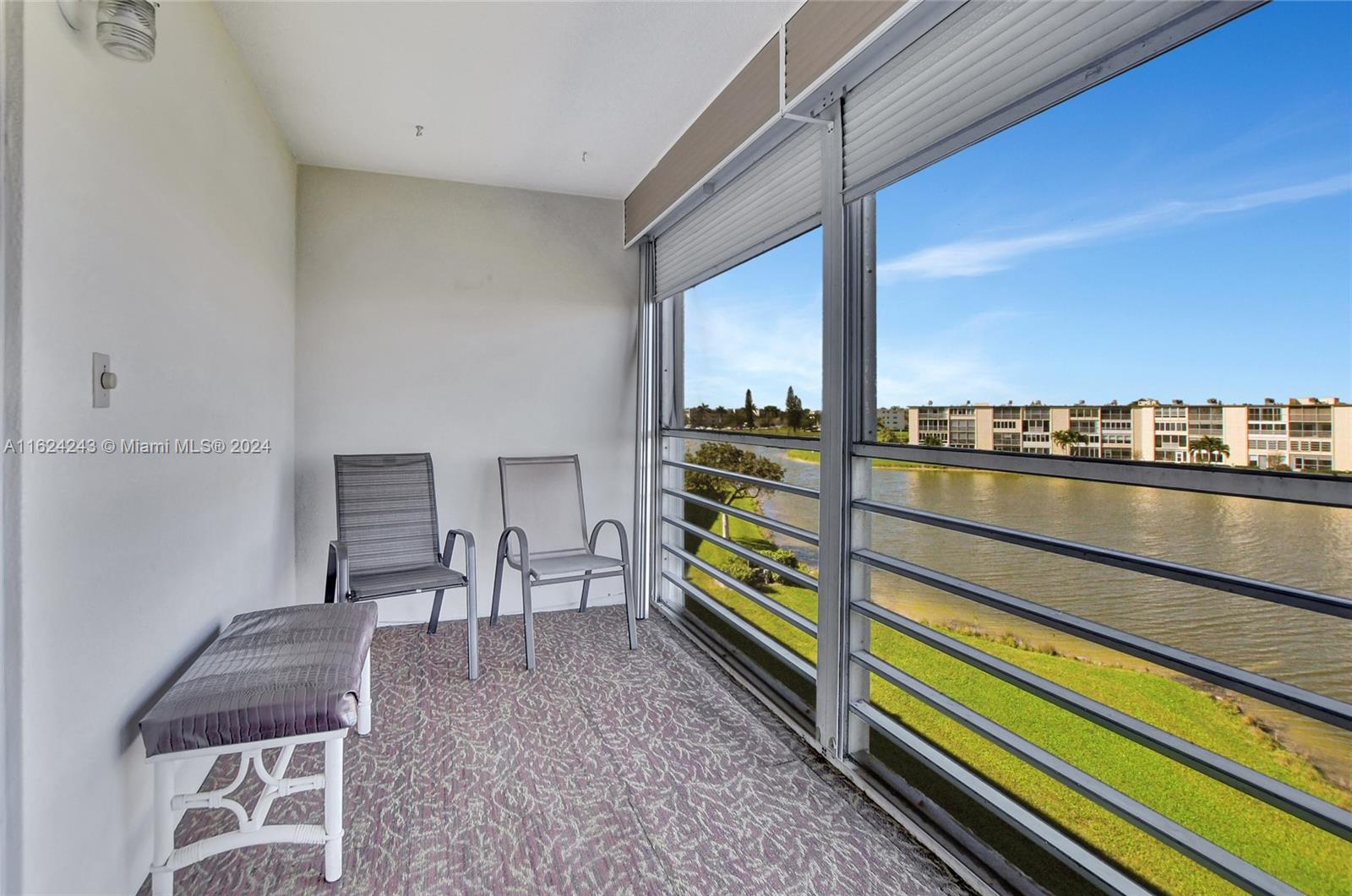 4048 Cornwall C, Unit 4048 Boca Raton, FL 33434 - Photo 18 of 57
