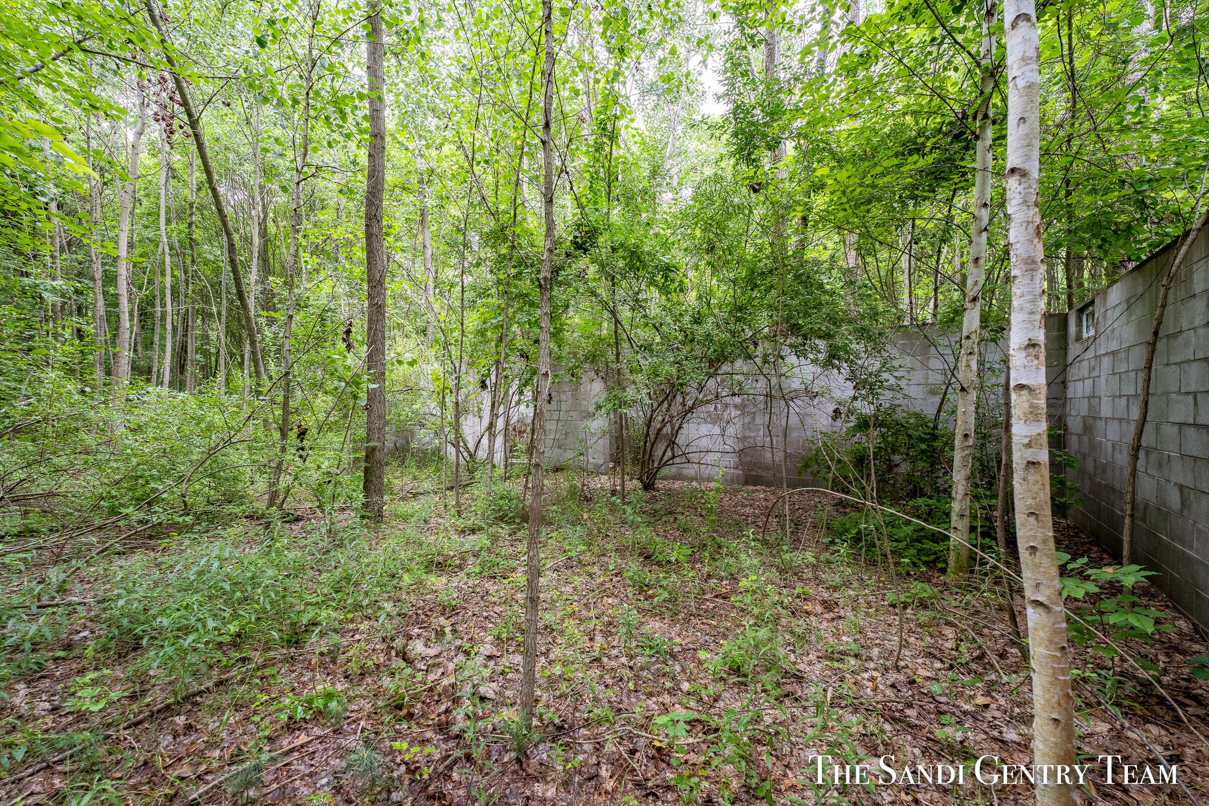 0 Hidden Cove Road Fruitport, MI 49415 - Photo 16 of 37 AIV00304-HDR