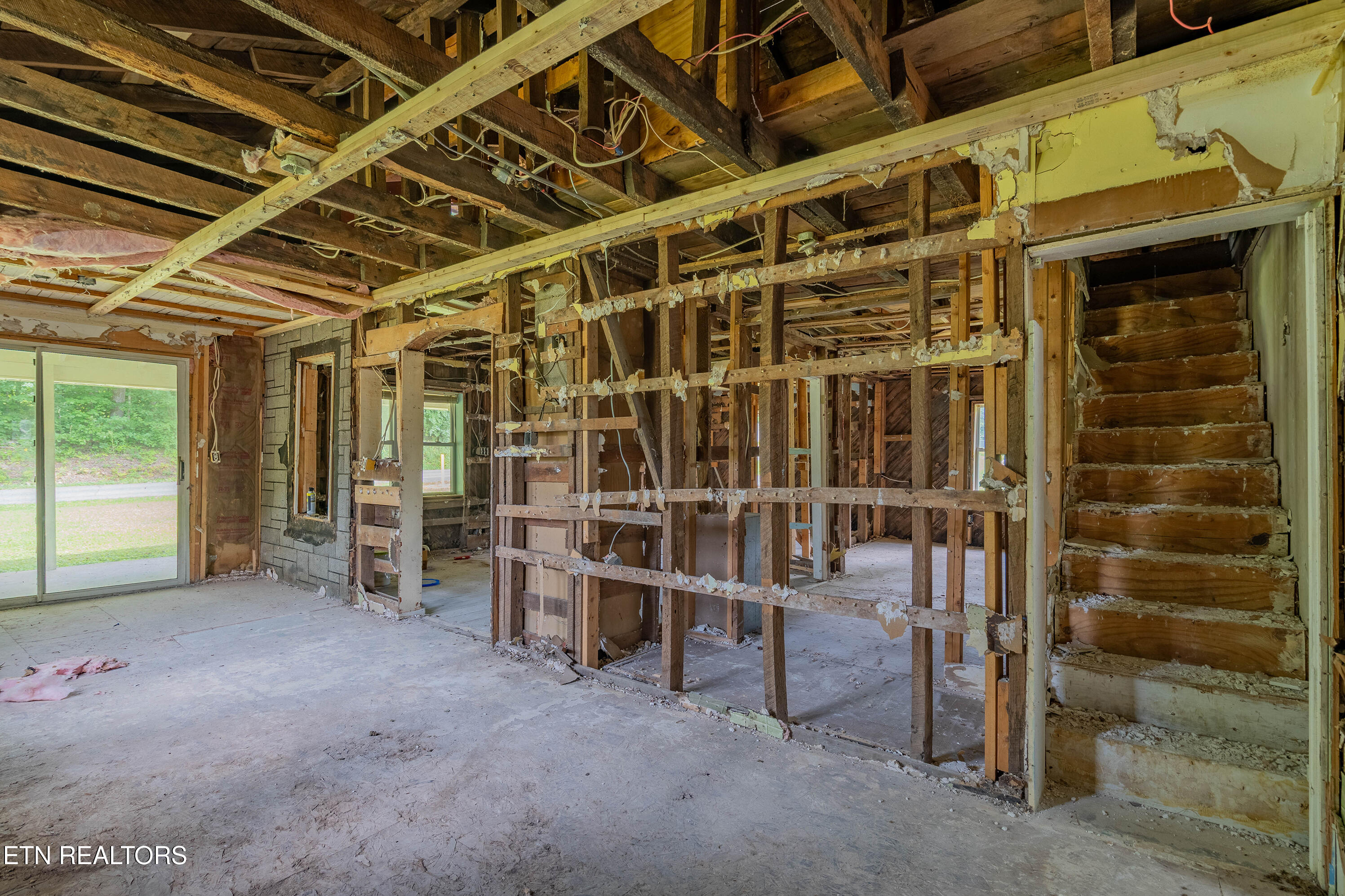 440 Liberty Road Wartburg, TN 37887 - Photo 8 of 20 A7300544-HDR